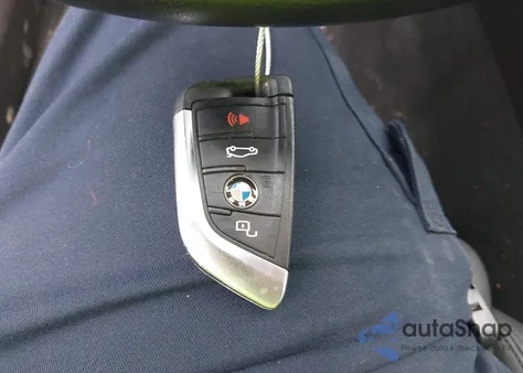 2021 BMW 330I z USA, uszkodzony, nr VIN 3MW5R1J06M8B92078